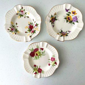 Vintage Set of 3 Royal Windsor Fine China Ashtray Trinket Ring Tea Bag D…